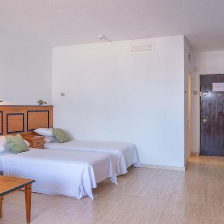 Pyr Aparthotel Studio フエンヒロラ エクステリア 写真